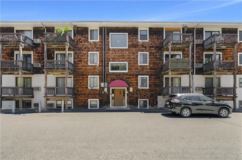 1190 Charles Street North Providence RI 02904