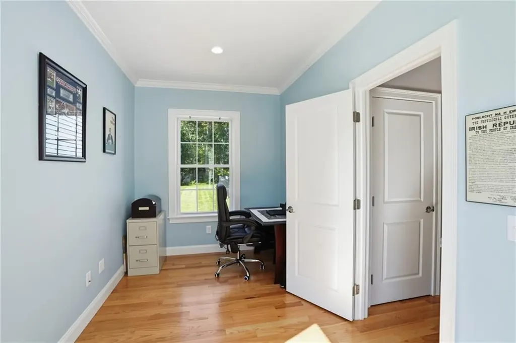 5 Kyles Court Swansea MA 02777