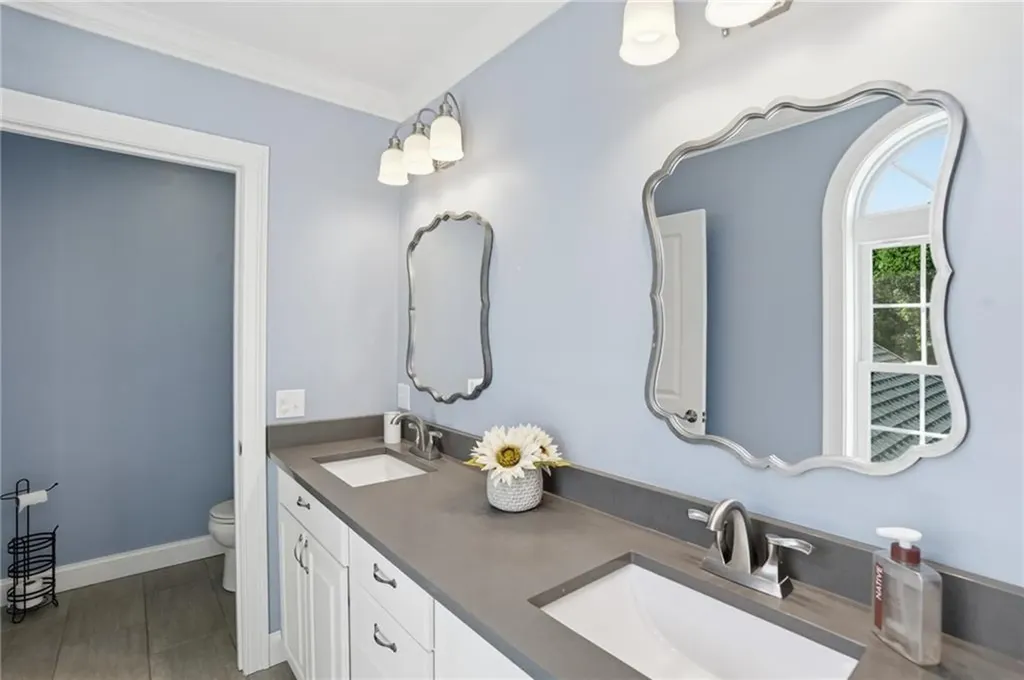 5 Kyles Court Swansea MA 02777