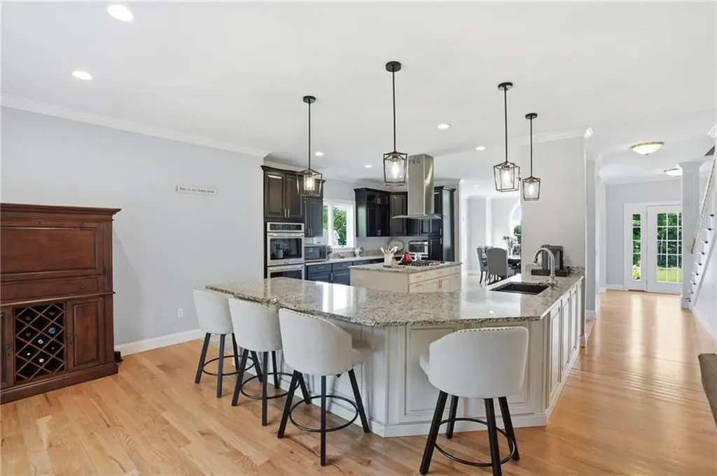 5 Kyles Court Swansea MA 02777