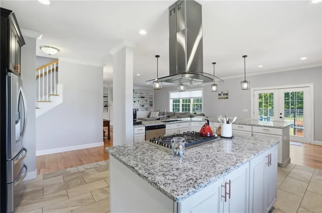 5 Kyles Court Swansea MA 02777