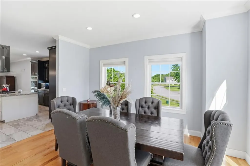 5 Kyles Court Swansea MA 02777