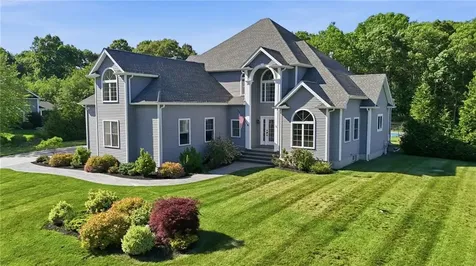 5 Kyles Court Swansea MA 02777