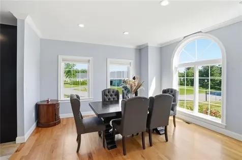 5 Kyles Court Swansea MA 02777
