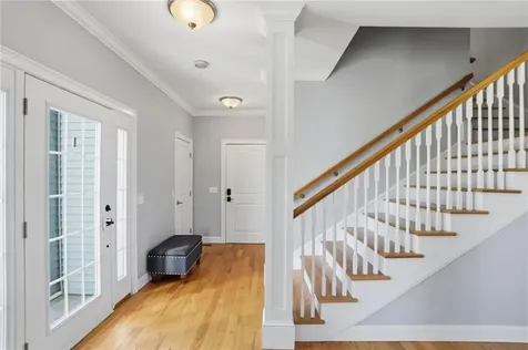 5 Kyles Court Swansea MA 02777