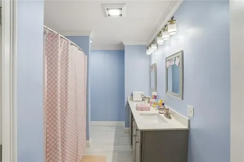 5 Kyles Court Swansea MA 02777
