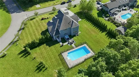5 Kyles Court Swansea MA 02777