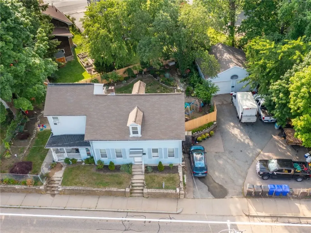 353 Washington Street West Warwick RI 02893