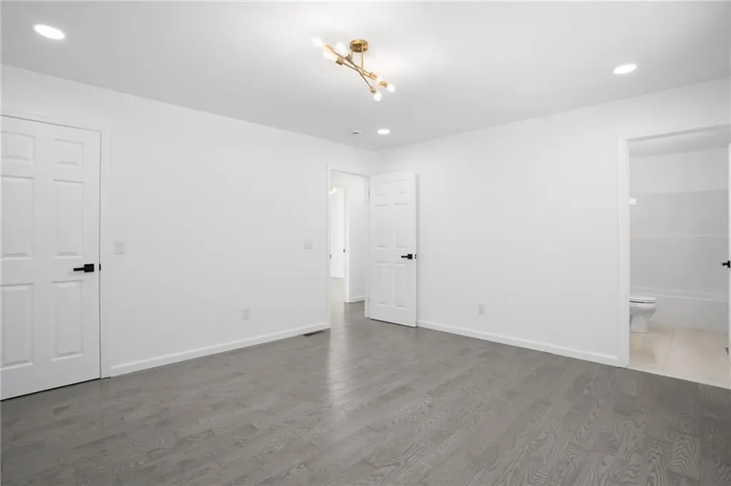 18 Pleasantview Avenue Johnston RI 02919