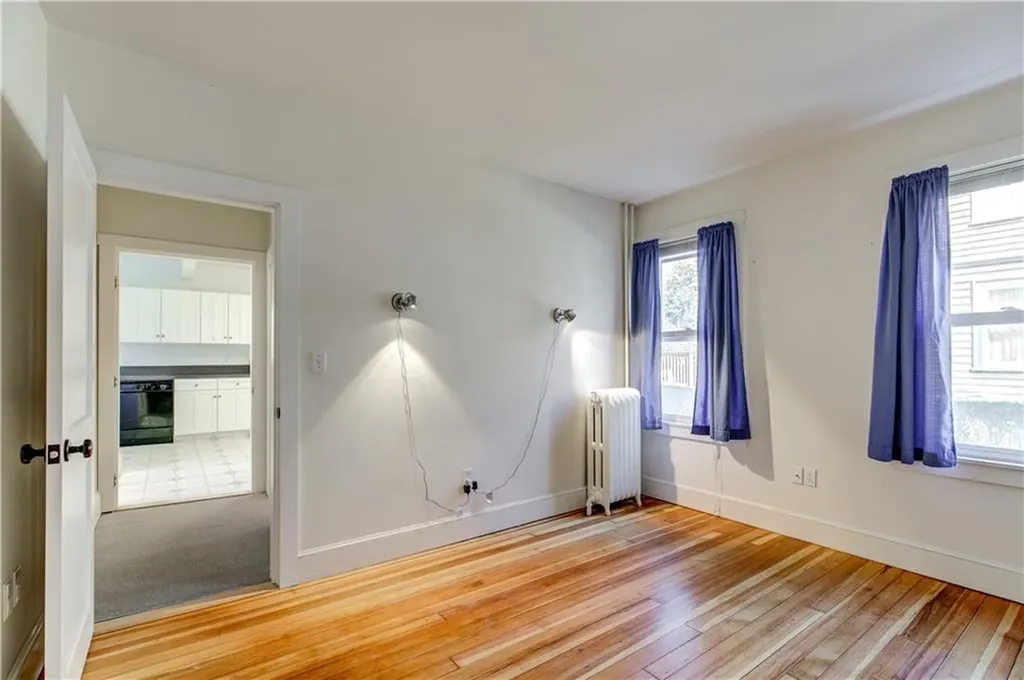 577 Spring Street Newport RI 02840