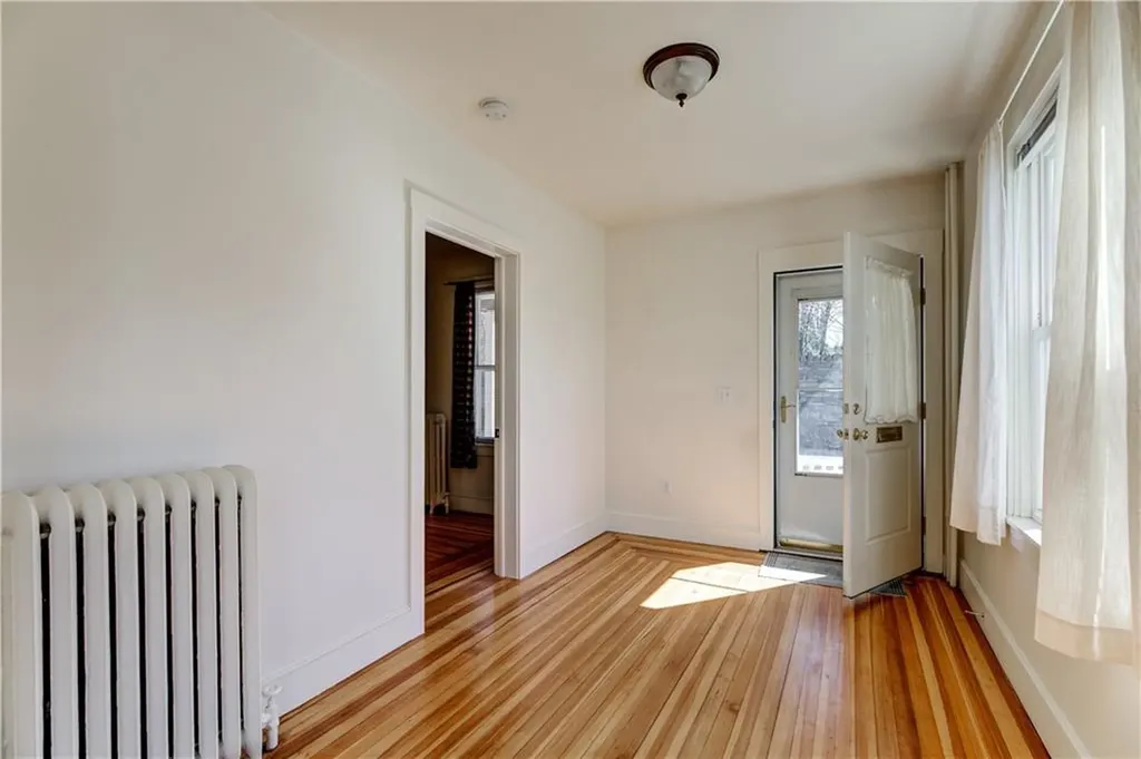577 Spring Street Newport RI 02840