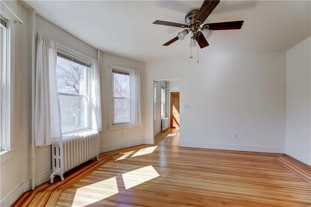 577 Spring Street Newport RI 02840