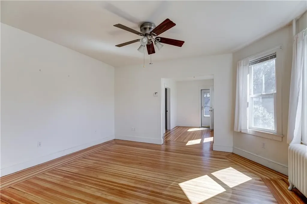 577 Spring Street Newport RI 02840