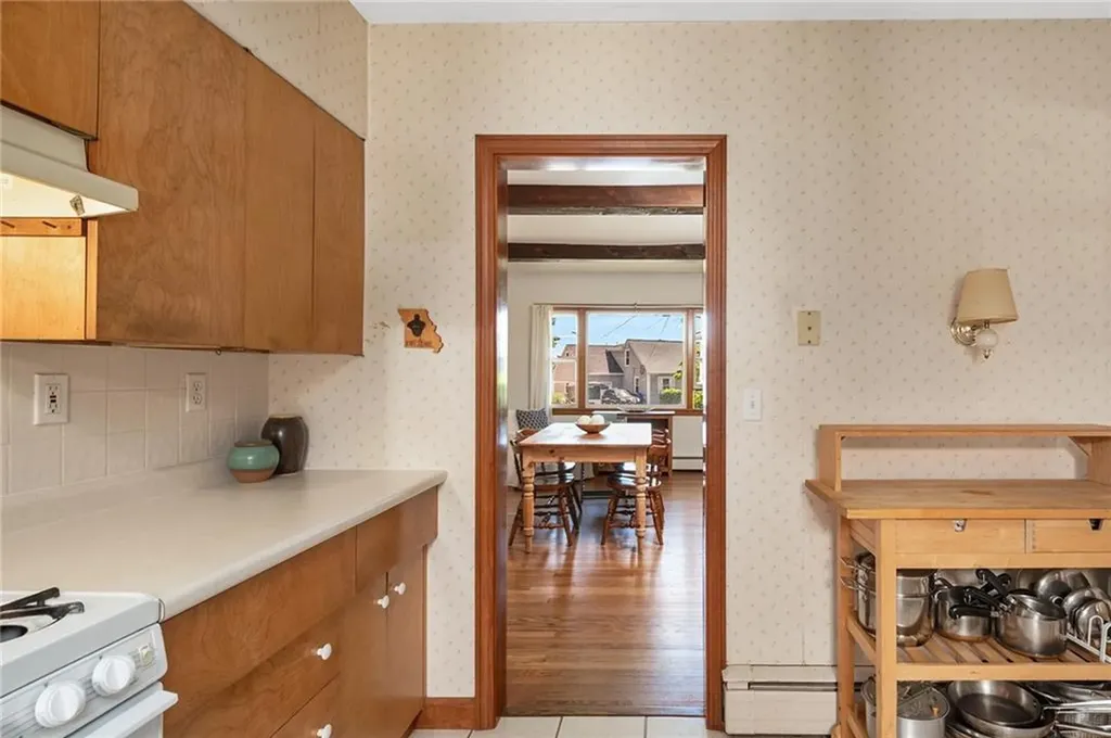 905 Bullocks Point Avenue East Providence RI 02915