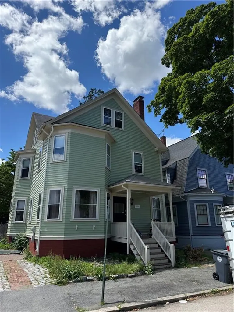 115 Keene Street Providence RI 02906