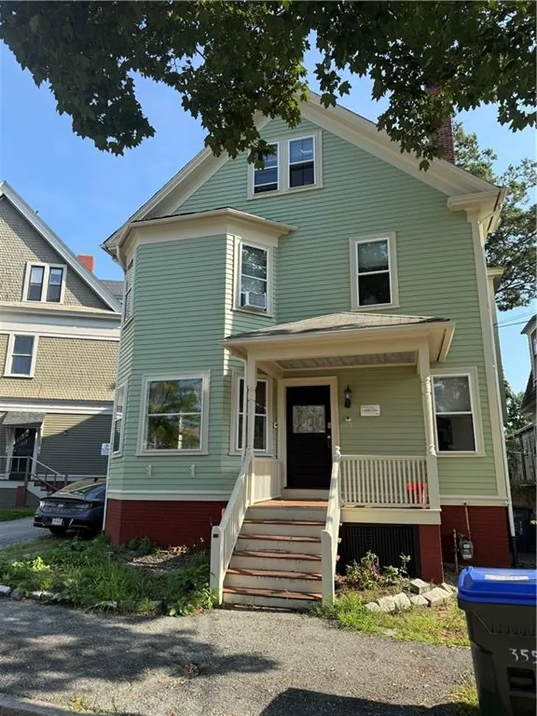 115 Keene Street Providence RI 02906