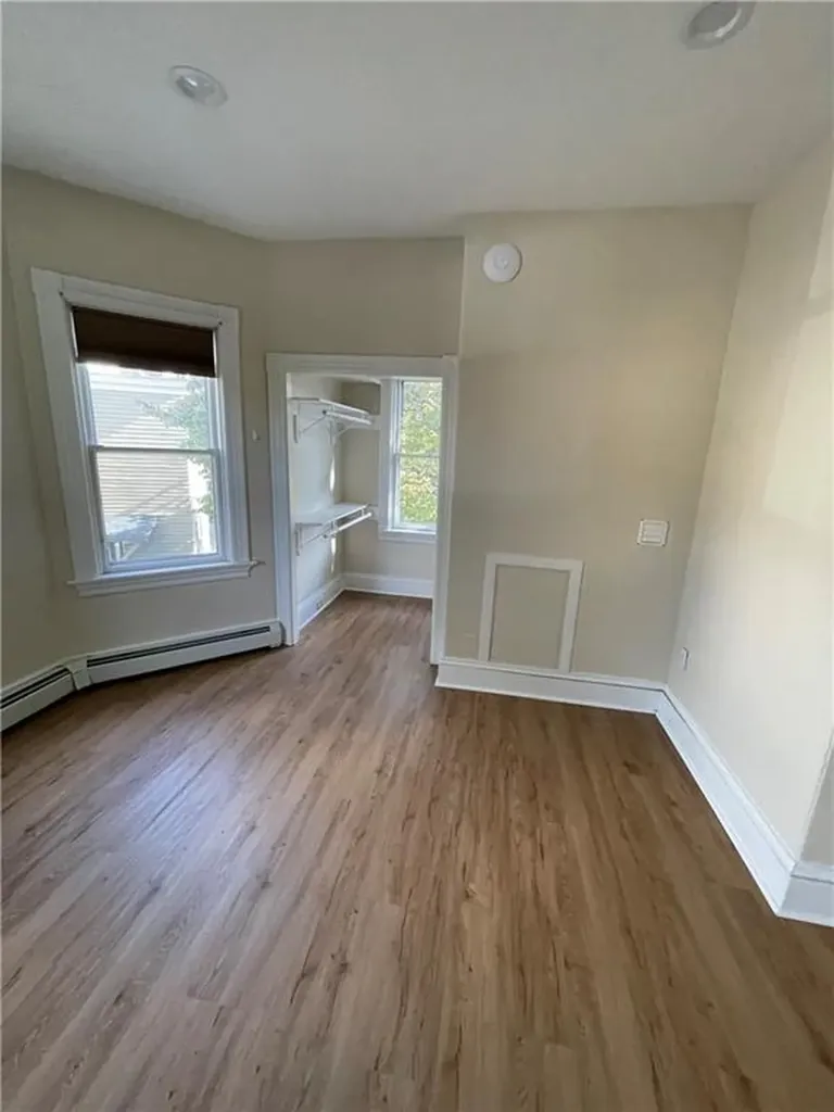 115 Keene Street Providence RI 02906