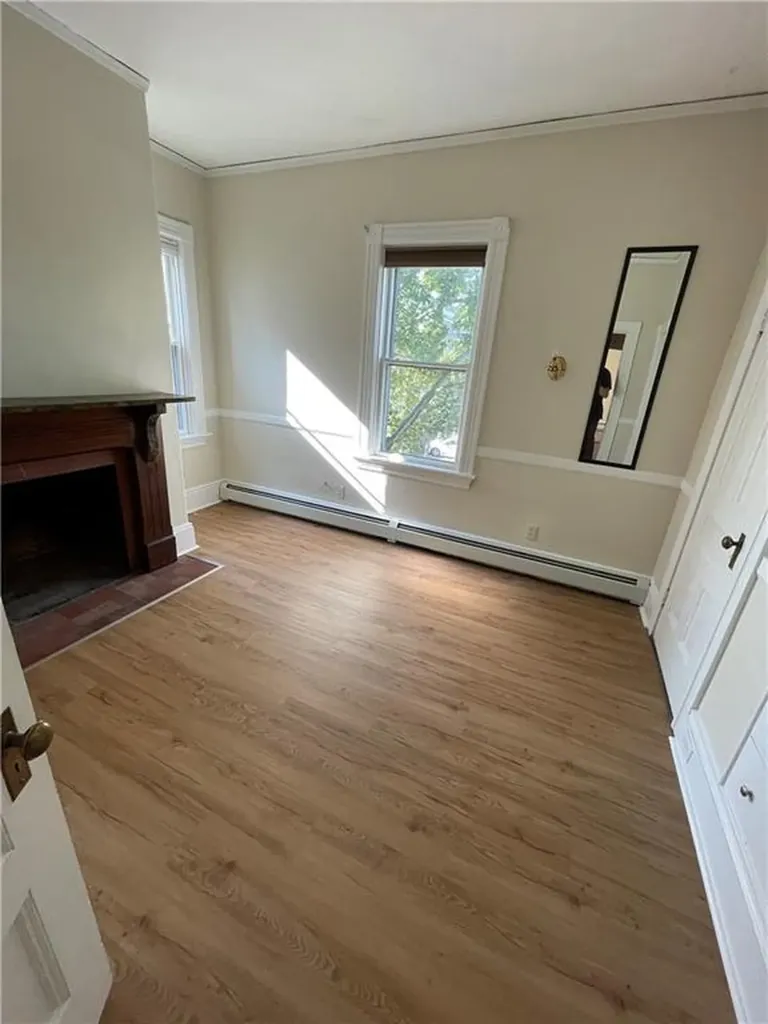115 Keene Street Providence RI 02906