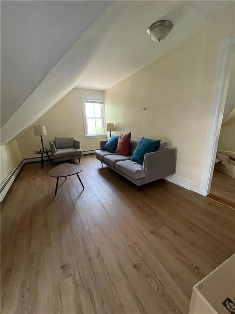 115 Keene Street Providence RI 02906