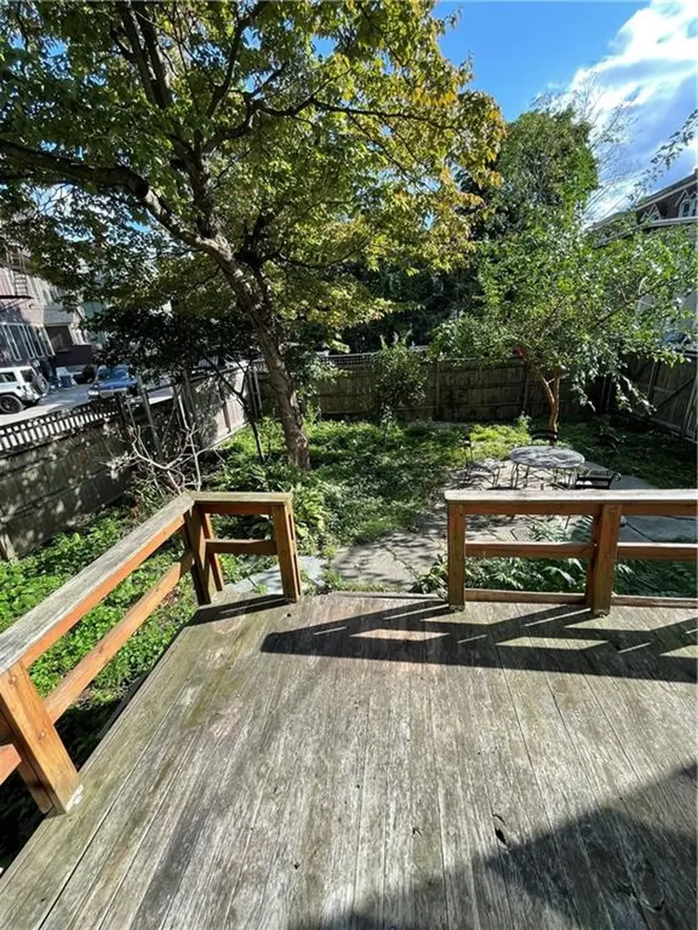 115 Keene Street Providence RI 02906