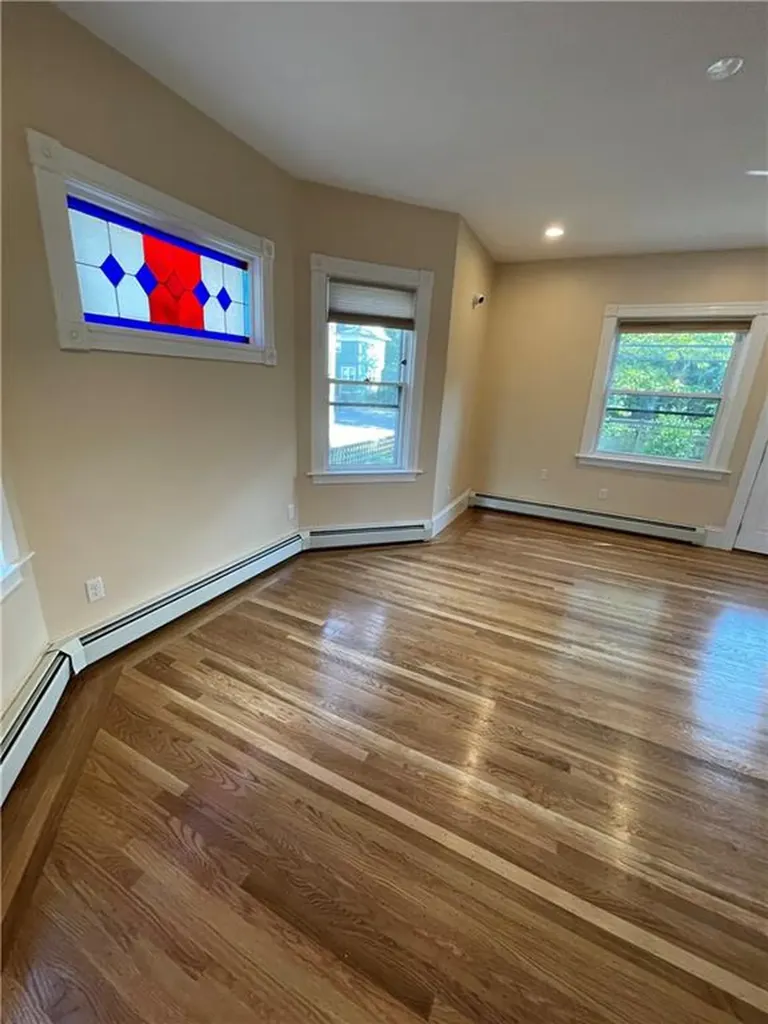 115 Keene Street Providence RI 02906