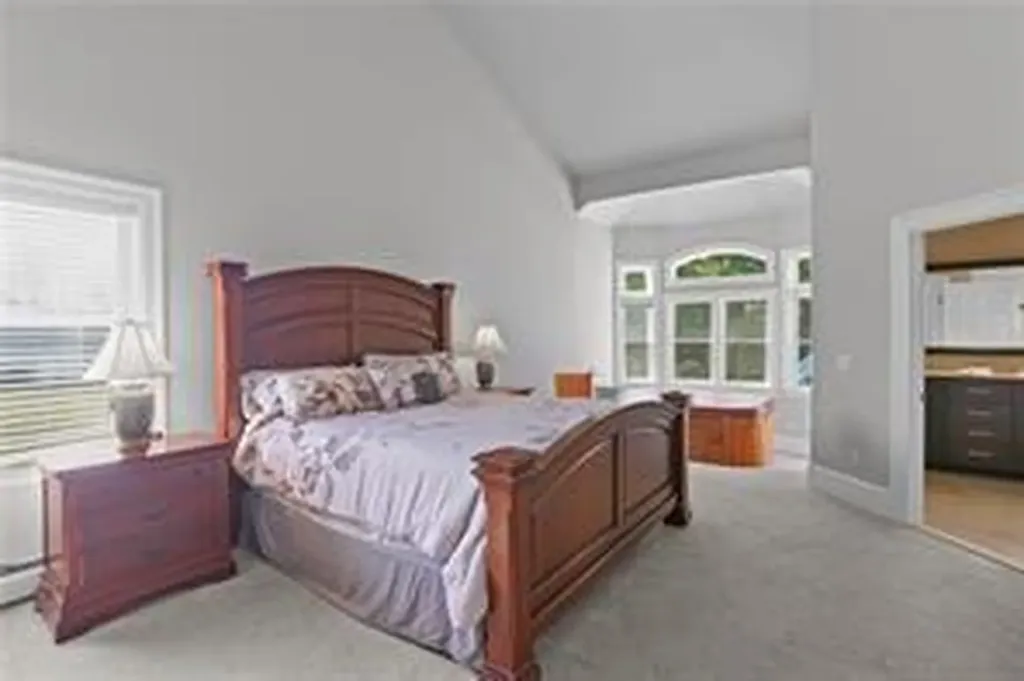18 Quail Ridge Road Cranston RI 02921