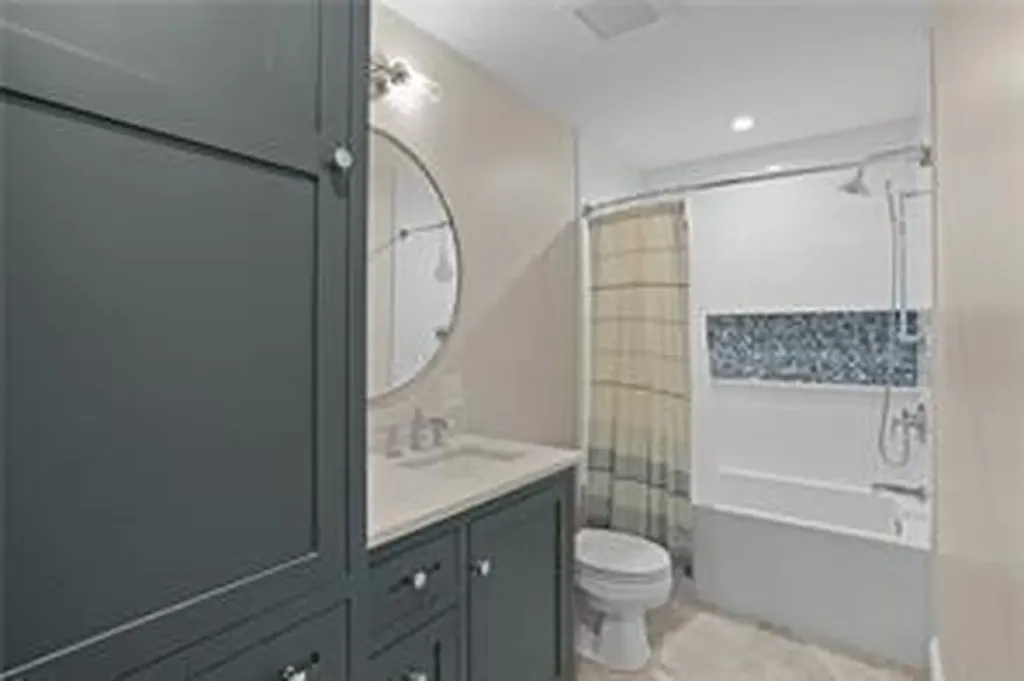 18 Quail Ridge Road Cranston RI 02921