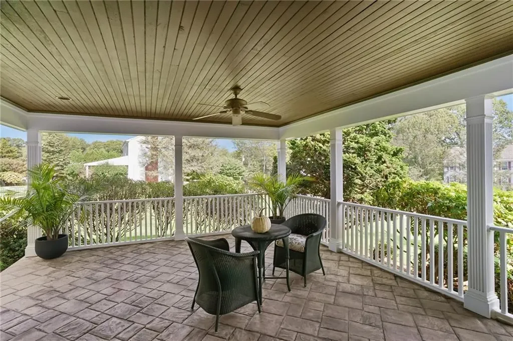18 Quail Ridge Road Cranston RI 02921