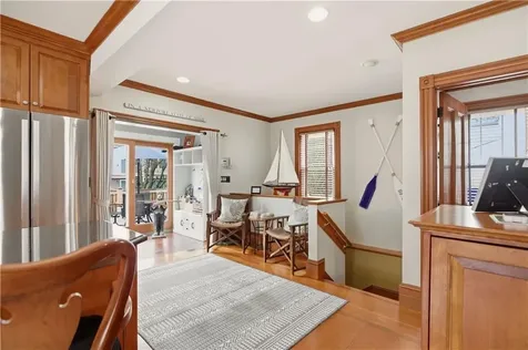 23 Clinton Street Newport RI 02840