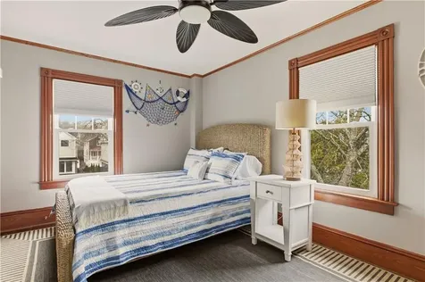 23 Clinton Street Newport RI 02840