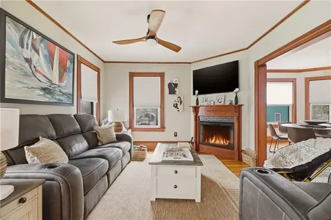 23 Clinton Street Newport RI 02840