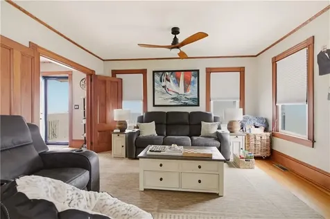 23 Clinton Street Newport RI 02840
