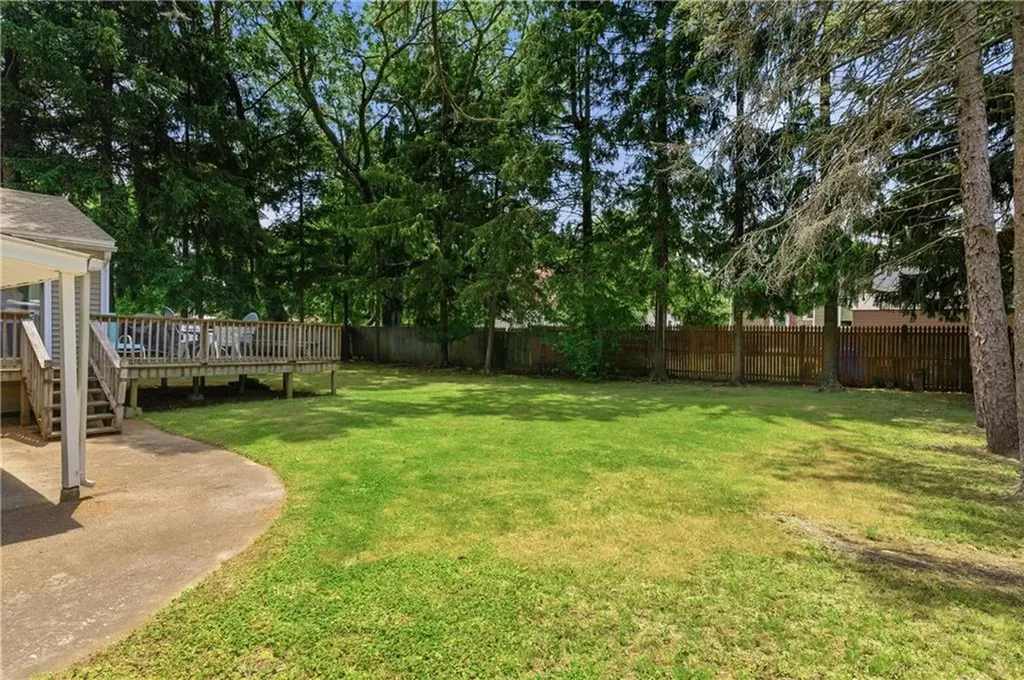 351 Maple Street Warwick RI 02888