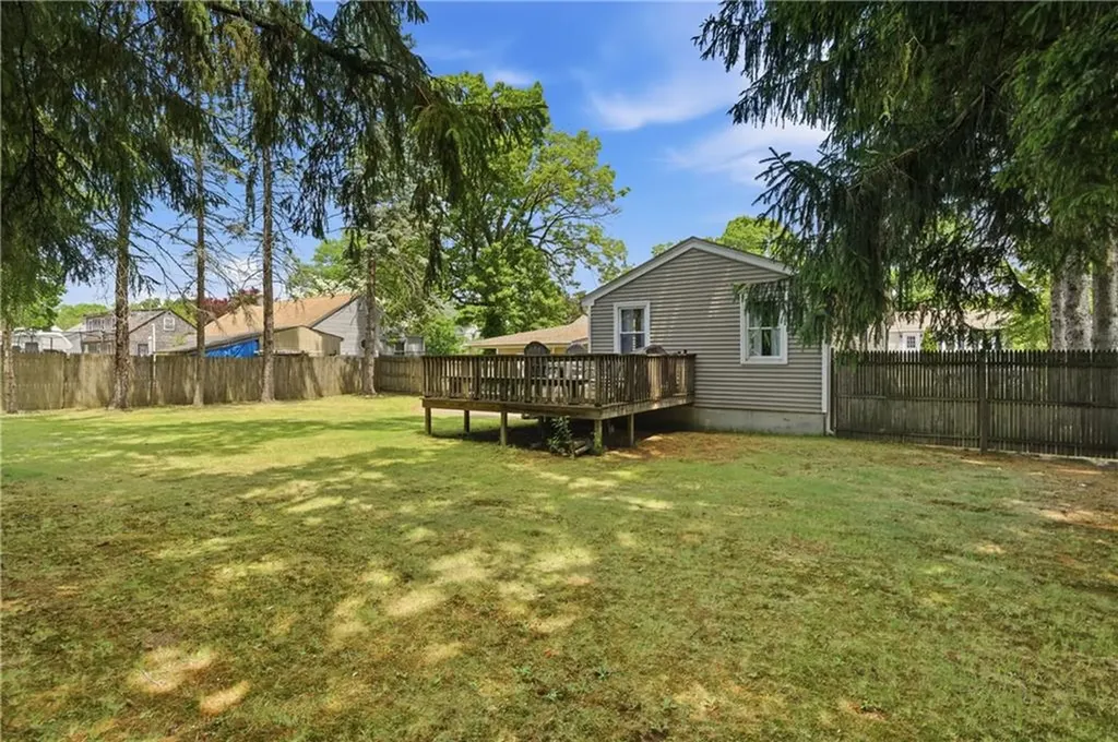 351 Maple Street Warwick RI 02888