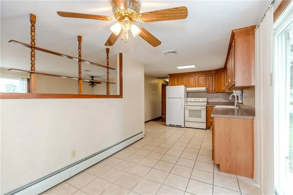 1 Laurie Avenue Coventry RI 02816