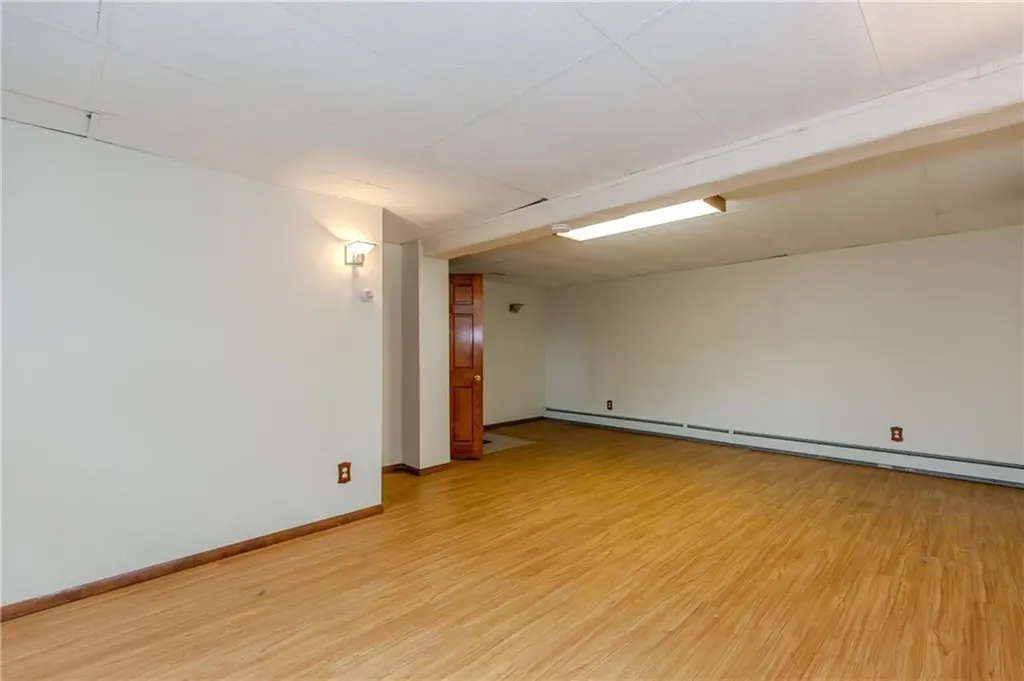 1 Laurie Avenue Coventry RI 02816