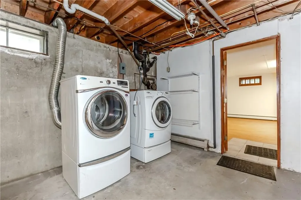 1 Laurie Avenue Coventry RI 02816