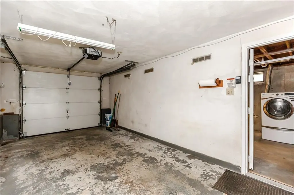 1 Laurie Avenue Coventry RI 02816