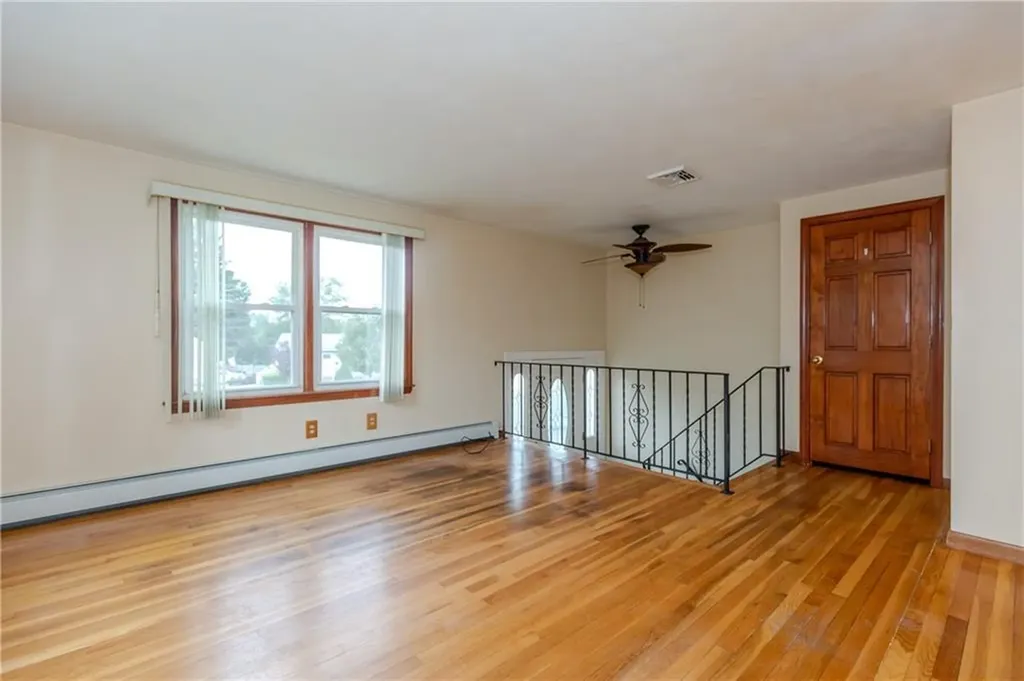 1 Laurie Avenue Coventry RI 02816