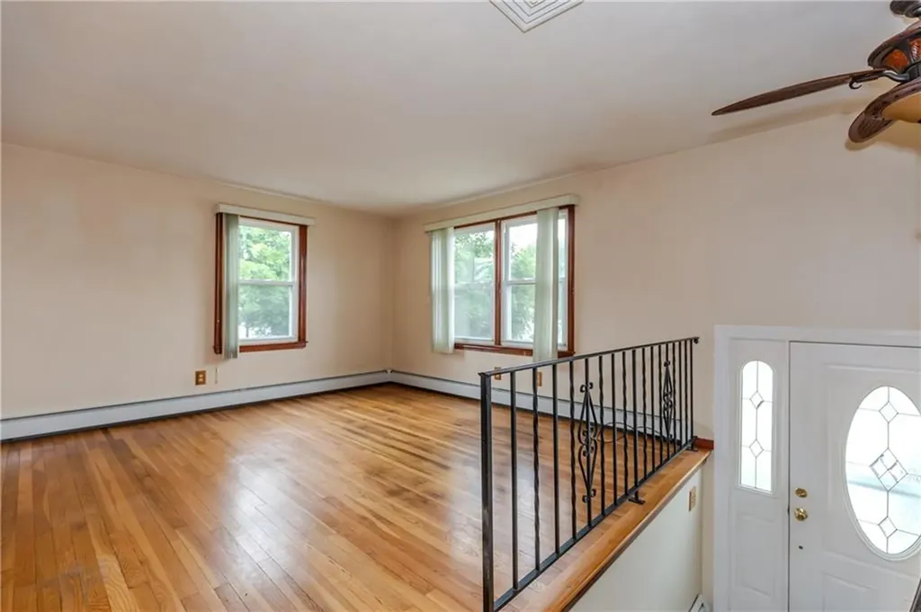 1 Laurie Avenue Coventry RI 02816