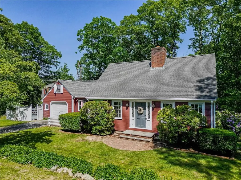 3 Sundale Road Cranston RI 02921