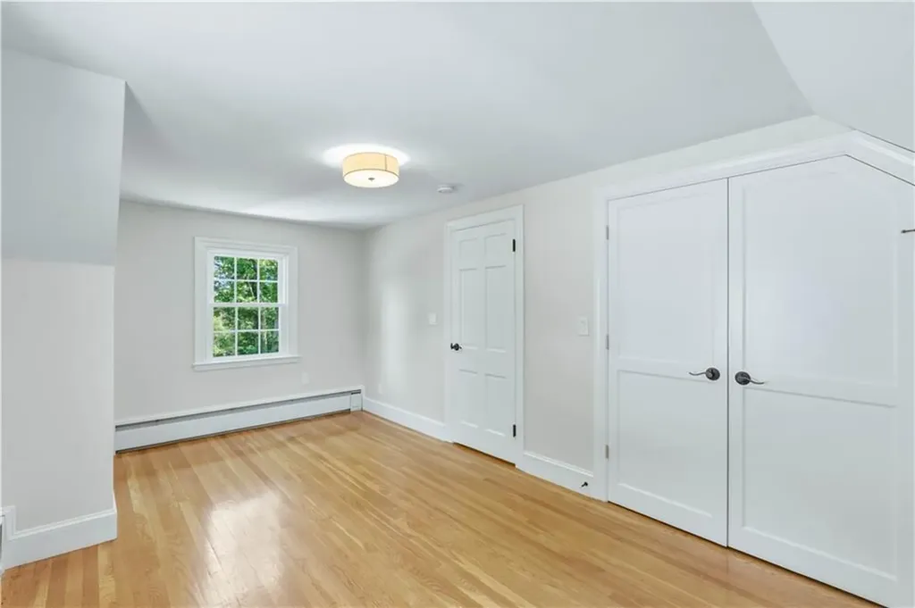 3 Sundale Road Cranston RI 02921