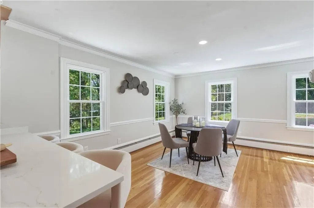 3 Sundale Road Cranston RI 02921