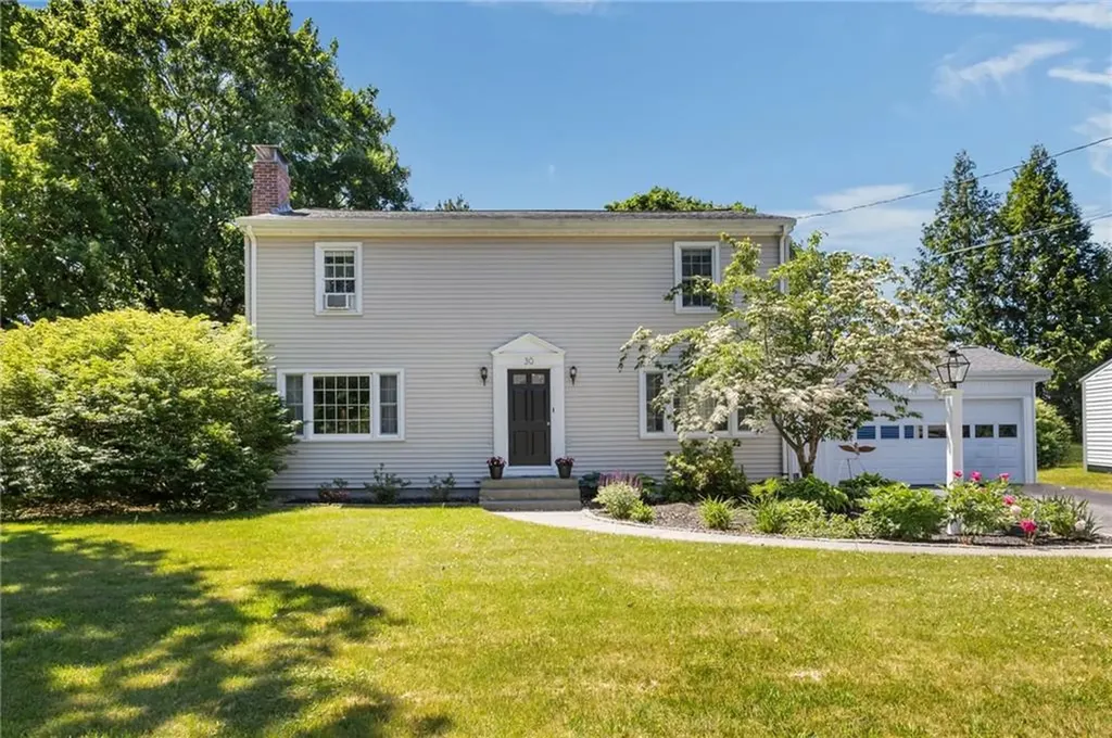 30 Thomas Leighton Boulevard Cumberland RI 02864