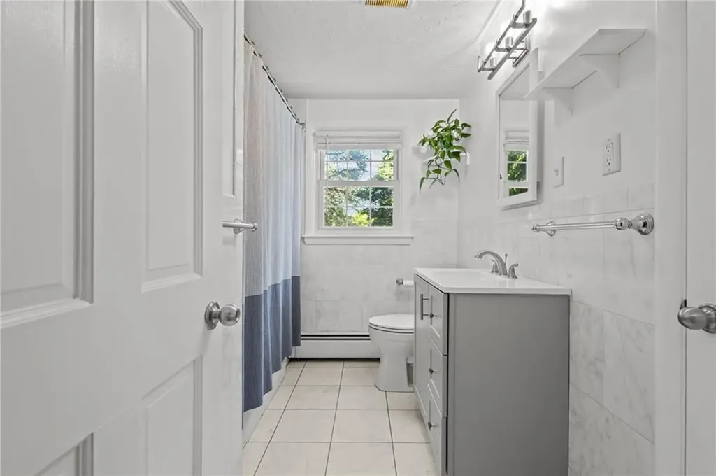 30 Thomas Leighton Boulevard Cumberland RI 02864
