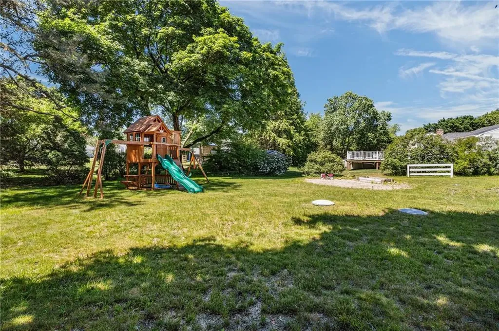 30 Thomas Leighton Boulevard Cumberland RI 02864