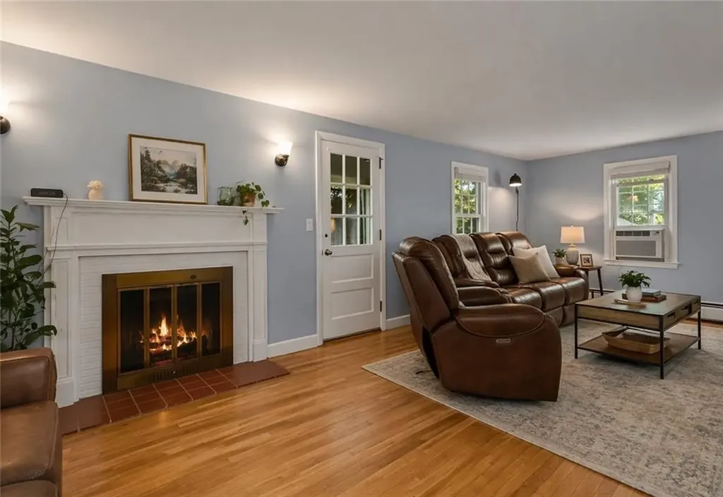 30 Thomas Leighton Boulevard Cumberland RI 02864