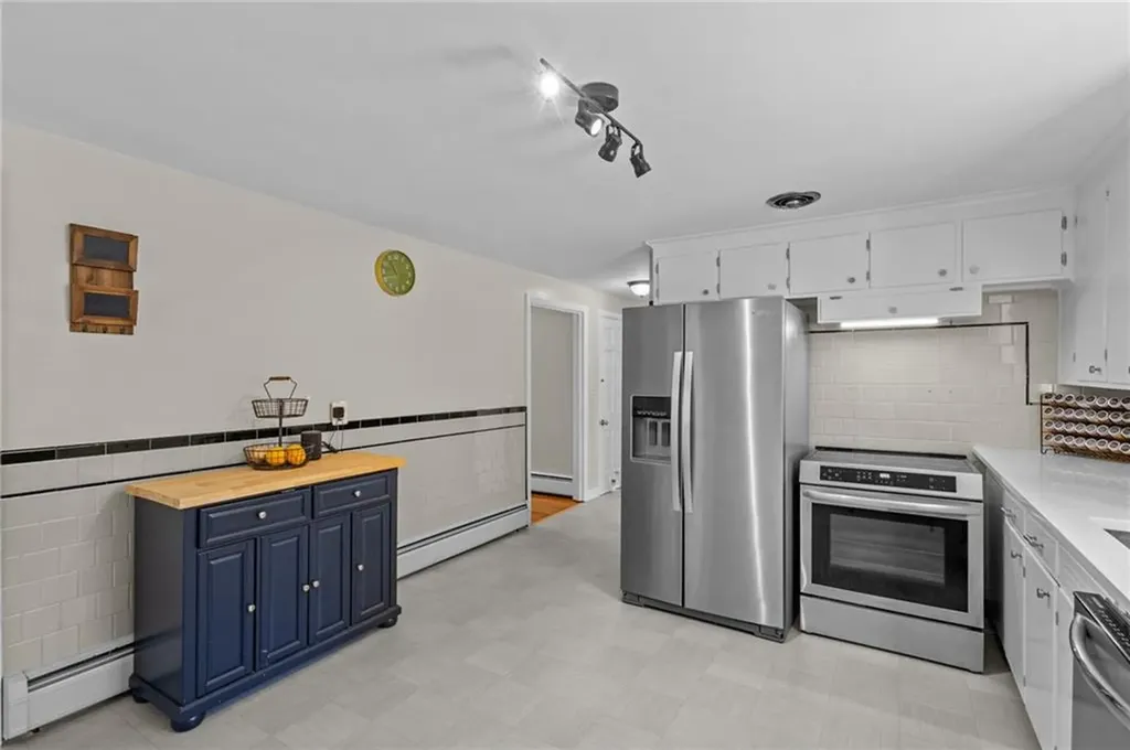 30 Thomas Leighton Boulevard Cumberland RI 02864