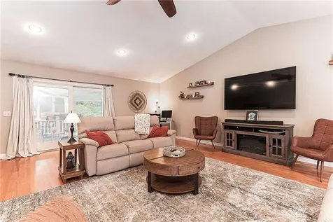180 Mesa Drive North Kingstown RI 02852