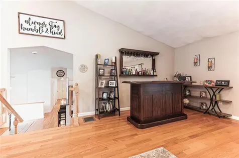 180 Mesa Drive North Kingstown RI 02852